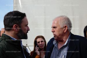 Santiago Abascal, presidente de VOX, conociendo las reivindicaciones del sector de la mano de Miguel López, secretario general de COAG Andalucía