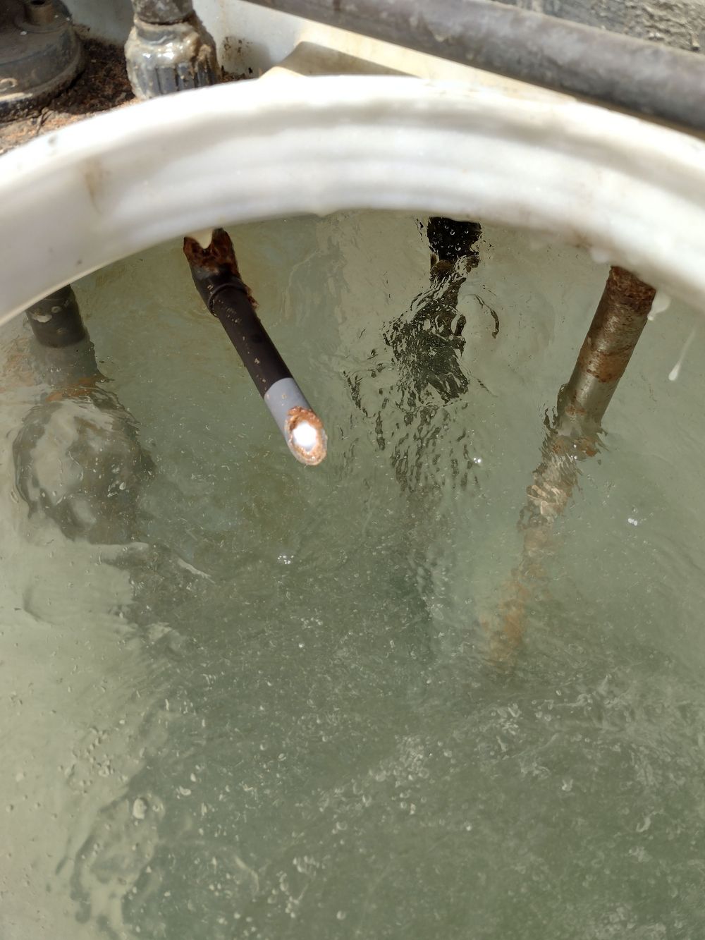 Agua tratada con ozono