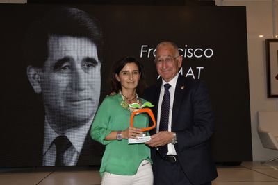 D. Francisco Amat Ayllón, en reconocimiento a su contribución a la historia de la comercialización de frutas y hortalizas.