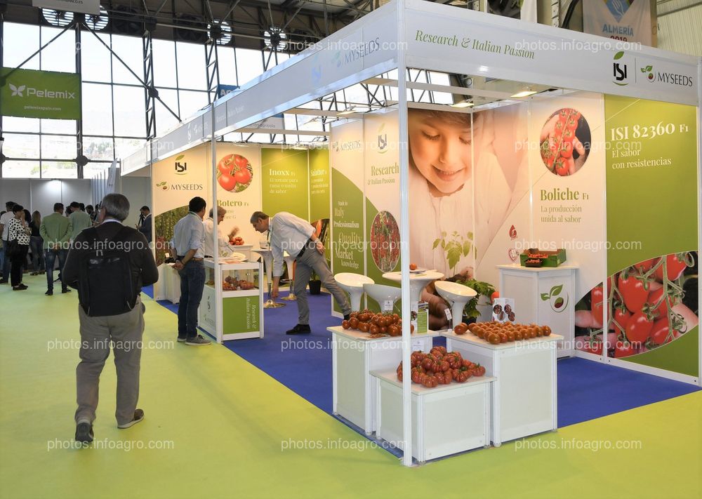 Isi Sementi - Stand Infoagro Exhibition