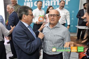 Ceremonia de reconocimiento a los pioneros de la comercialización de insumos agrícolas en Almería