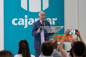Gabriel Amat, alcalde de Roquetas de Mar, durante su intervención en el Acto de Entrega de los Premios Infoagro Exhibition 2025