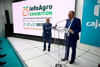 Miguel Moreno, tras recibir el Premio Productor Agrícola IE2025
