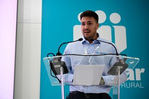 Discurso de Saúl Martínez, director comercial de Alarcontrol, tras recoger el Premio Eficiencia en el Uso del Agua IE2025