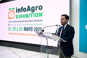 Carlos Sánchez, diputado de Promoción Agroalimentaria, durante su intervención en la Ceremonia de Entrega de Premios IE2025