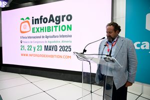 Manuel González, director general de Brandt Europe, durante su discurso tras recoger el Premios Nutrición Vegetal IE2025