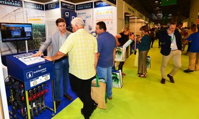 Visitantes profesionales se informan sobre sistemas de riego en Infoagro Exhibition 2019