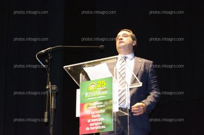 Javier Díaz Sánchez, director de Agroiris, en su discurso de celebración del 25 Aniversario de la empresa.
