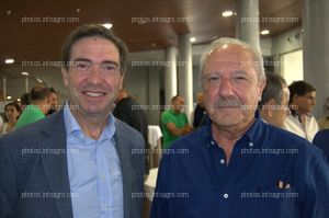 José Antonio Aliaga, secretario general de Agricultura de la Delegación provincial de la Junta de Andalucía en Almería, y Antonio Escobar Lara, Jefe del Área de Agricultura del Ayuntamiento de El Ejido, acudieron al acto de celebración del 25 aniversario de Agroiris.